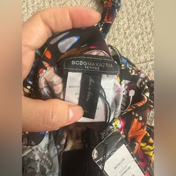 BCBGMaxAzria Butterflies button down shirt size PXL new with tag - Picture 2 of 10